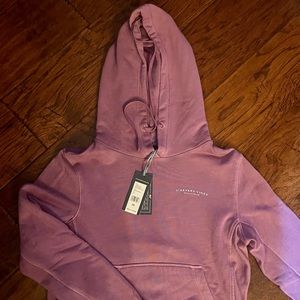 NWT. vineyard Vines Hoodie.  Size XS. Great muted purple color.